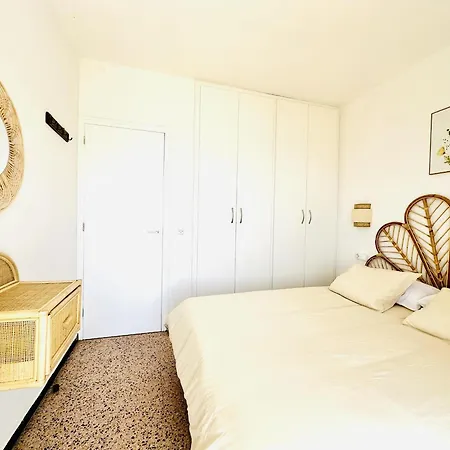 Apartment 3266 El Sol, 29, Maravillosa Vista Al Mar, Situacion Ideal Senderismo,a 150m.de La Playa Y Rocas. - Es-258-36 Roses